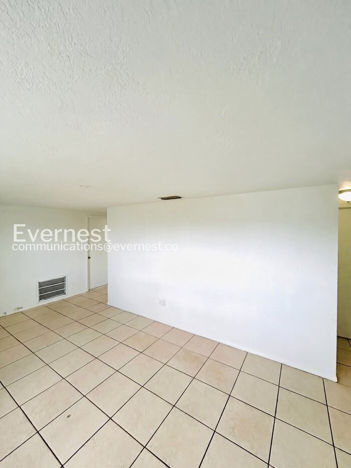 3749 Beechwood Dr - Photo 7 of 26