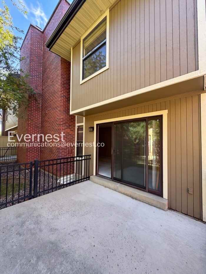 194 S Holman Way - Photo 2 of 35