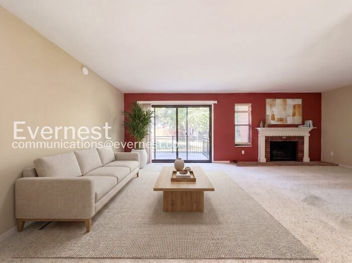 194 S Holman Way - Photo 4 of 35