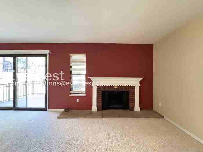 194 S Holman Way - Photo 5 of 35