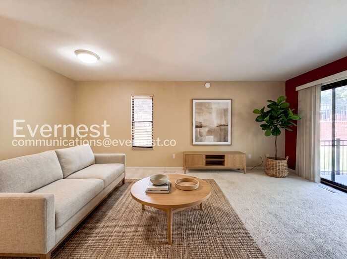 194 S Holman Way - Photo 6 of 35