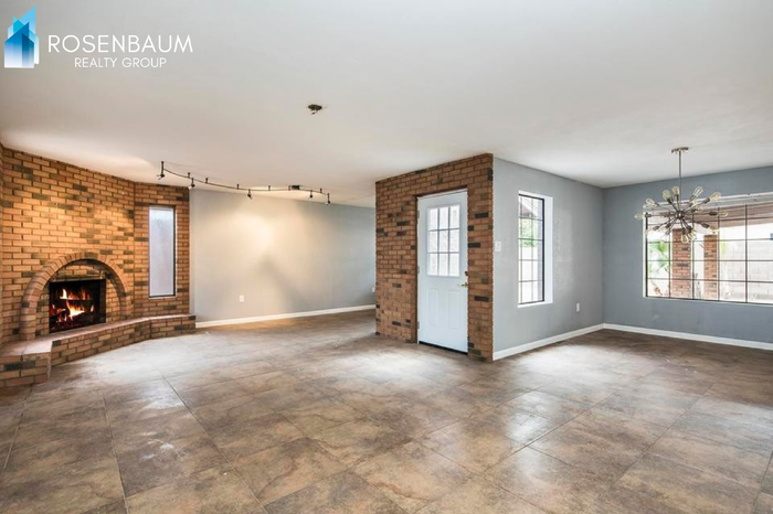 1508 W Capri Ave - Photo 3 of 10