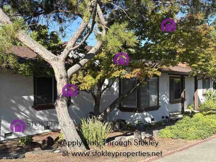 1257 Cougar Ln - Photo 2 of 25