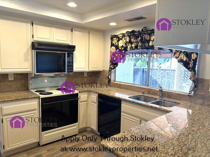 1257 Cougar Ln - Photo 6 of 25