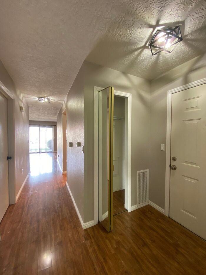 837 1D Country Club Drive Southeast - Photo 6 of 18