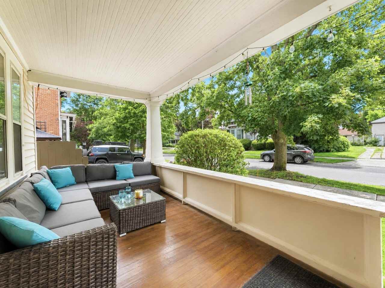 7 Cushing Street - Photo 2 of 19
