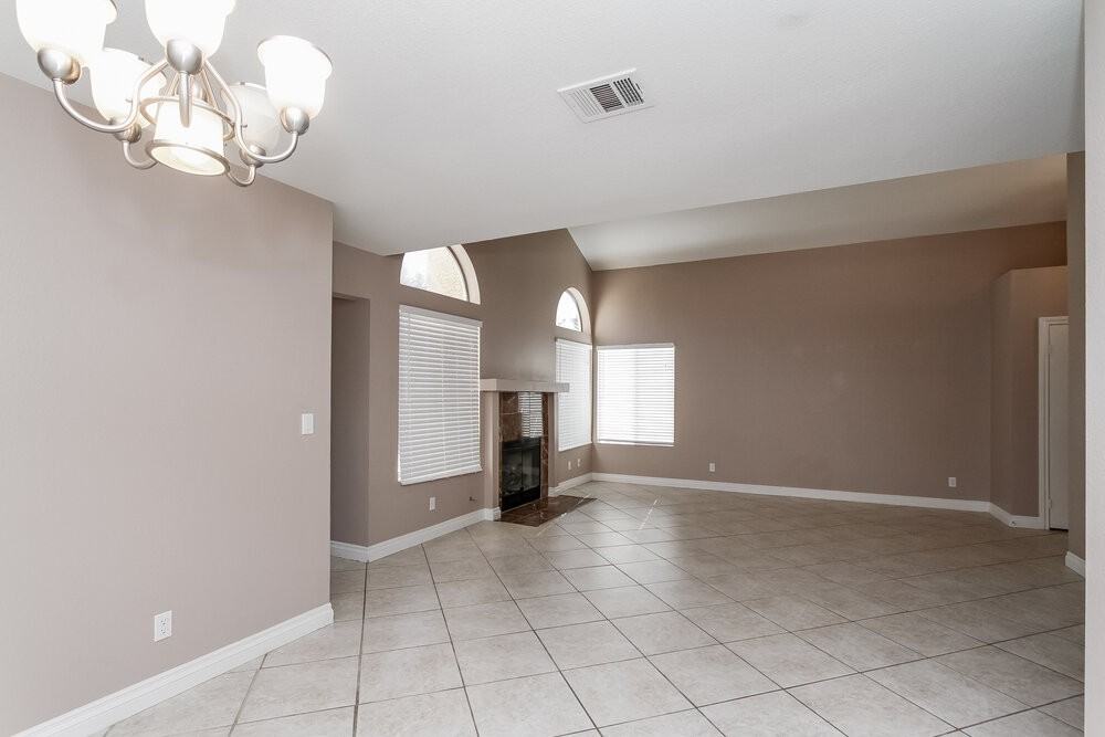 60 Fantasia Ln - Photo 5 of 16