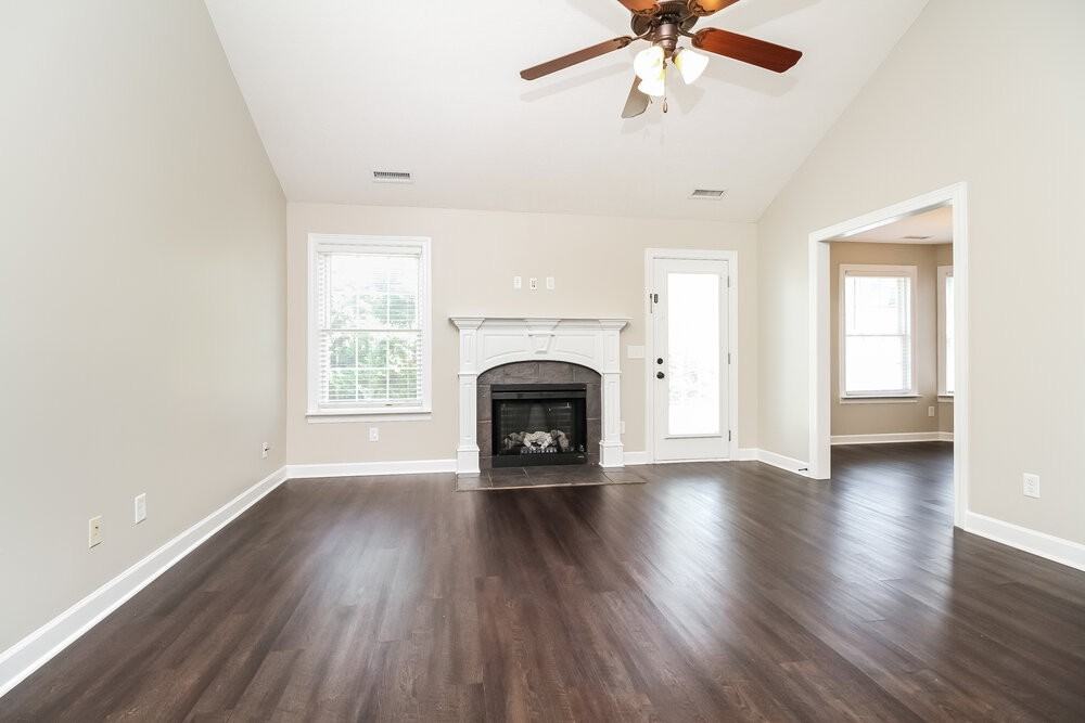 3750 Maya Dr - Photo 5 of 17