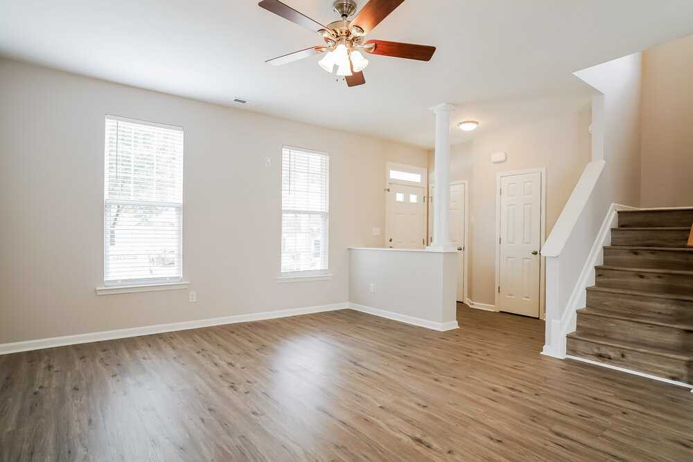 113 Shad Boat Ln - Photo 5 of 17