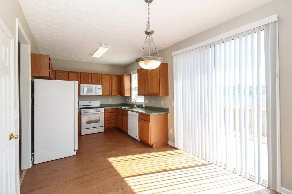 317 Park Creek Rdg - Photo 6 of 19