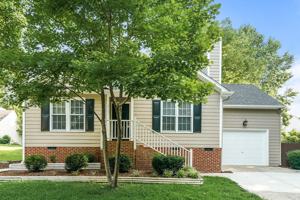 featured image of 2100 Havering Pl