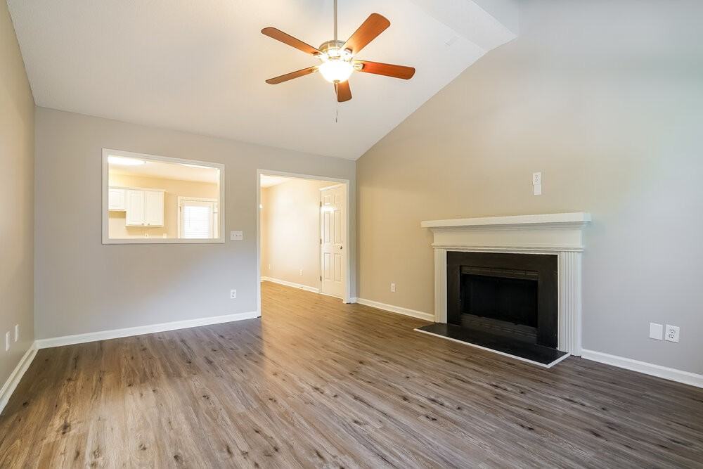 2100 Havering Pl - Photo 3 of 16