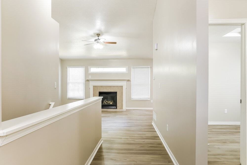 6693 Laburnum Dr - Photo 4 of 17