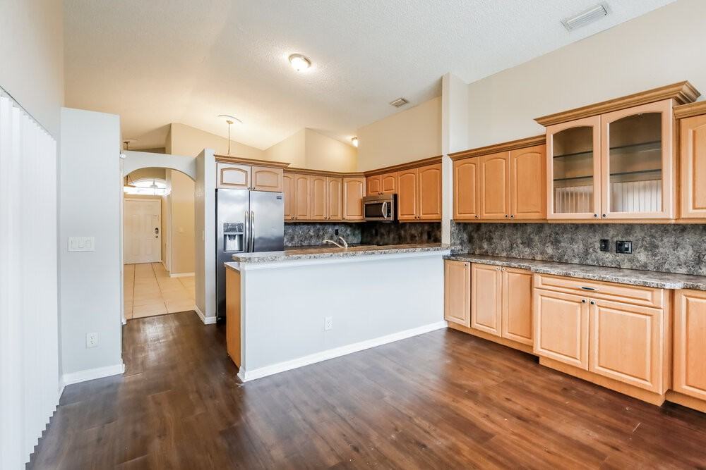 5365 Nw 54th St - Photo 7 of 16