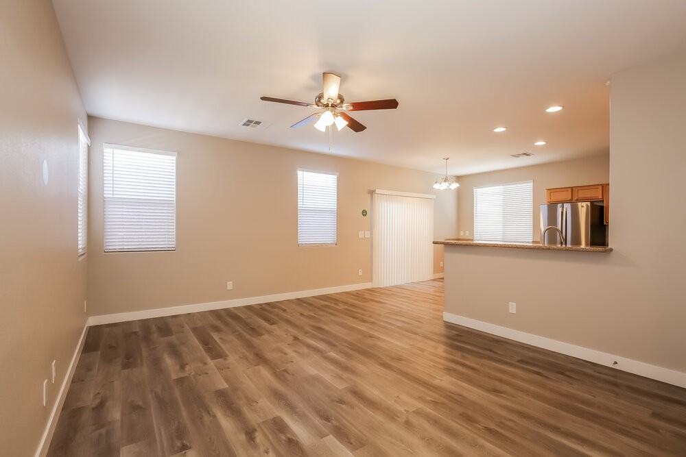 8508 Pitney Ave - Photo 5 of 17