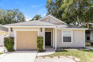 featured image of 3030 Caroline Crest Dr E
