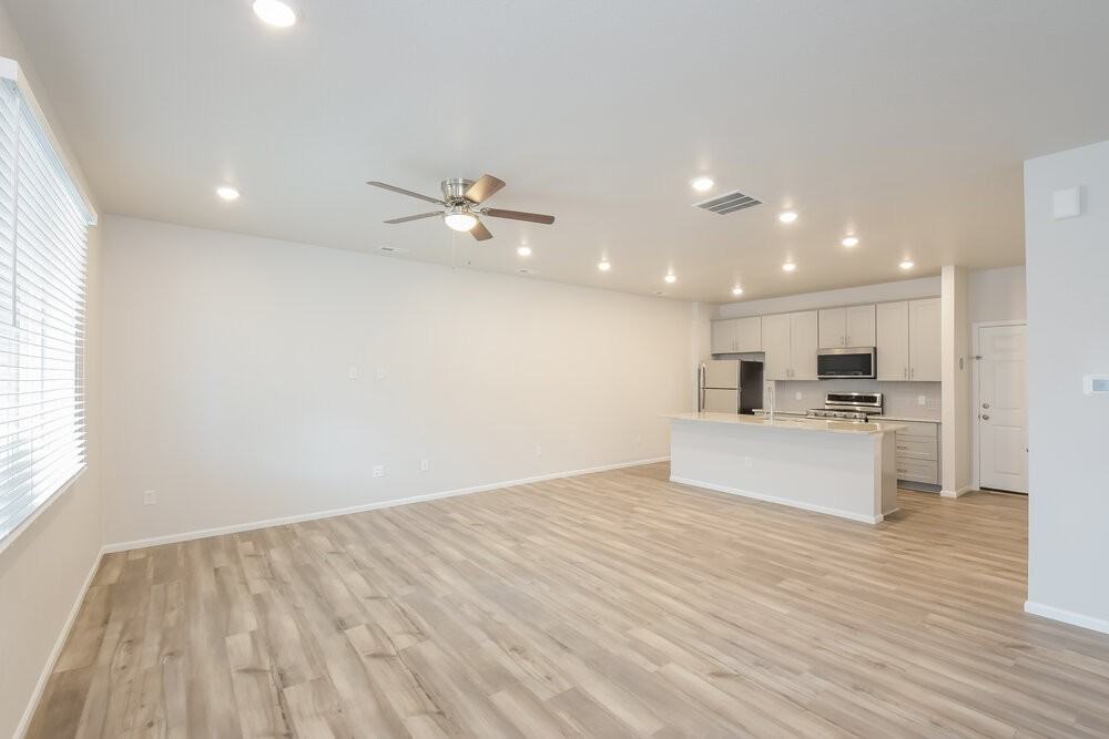 13971 Vispo Way - Photo 5 of 17