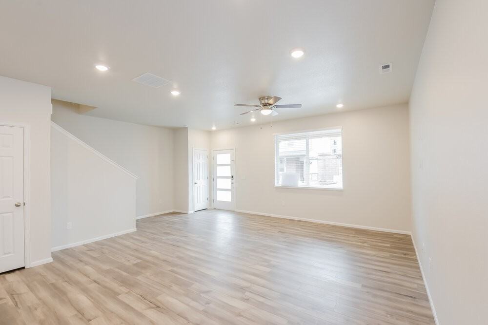 13971 Vispo Way - Photo 6 of 17
