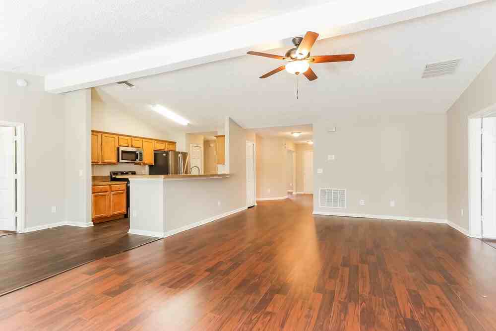 2626 Springwillow Dr - Photo 4 of 16