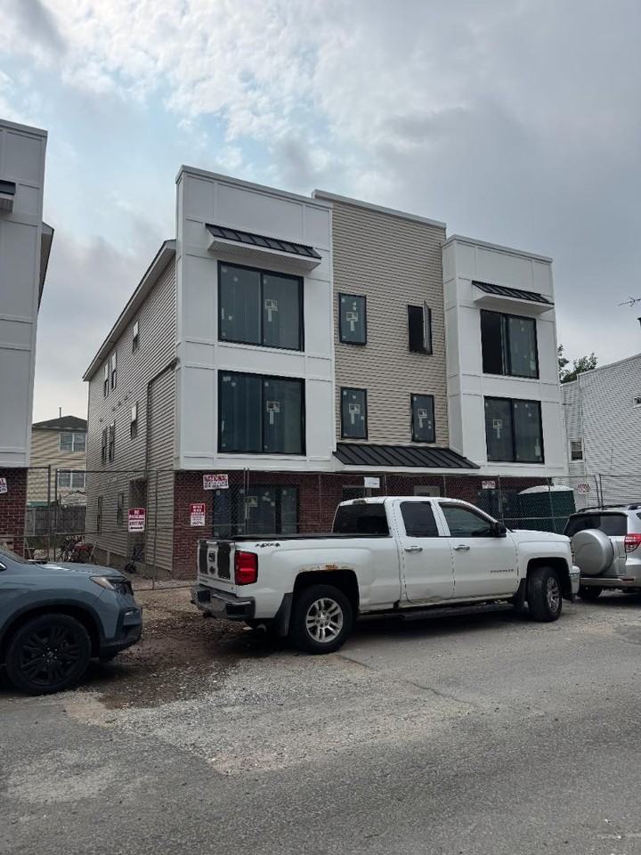 225 North 4th Street - Photo 6 of 10