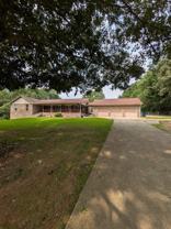 102 Hunington Chase Dr - Photo 1 of 1