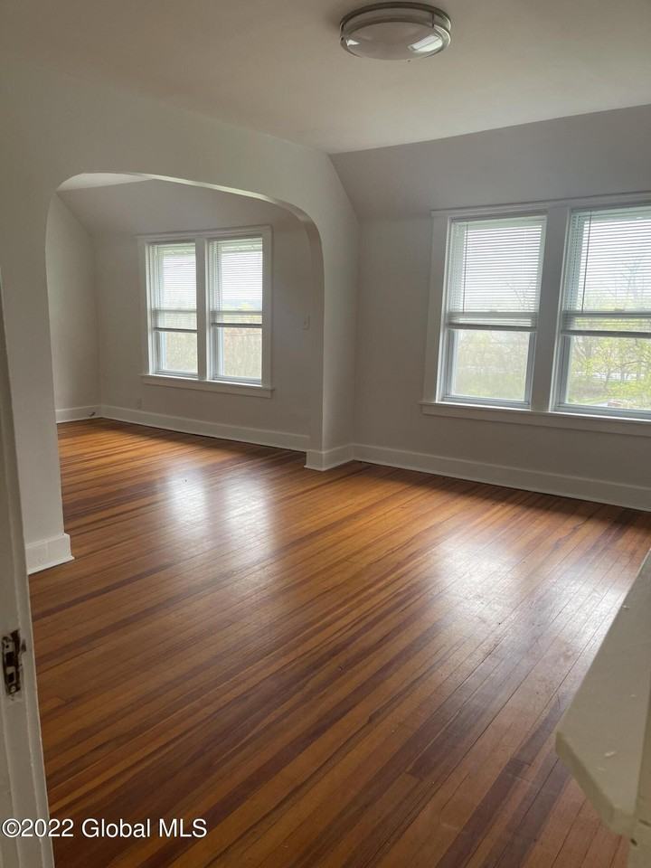 3464 Rosendale Rd #4 - Photo 4 of 6