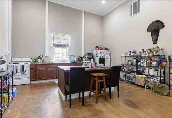 1382 Dupre Rd - Photo 2 of 8