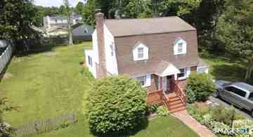 featured image of 54 Harding Ave