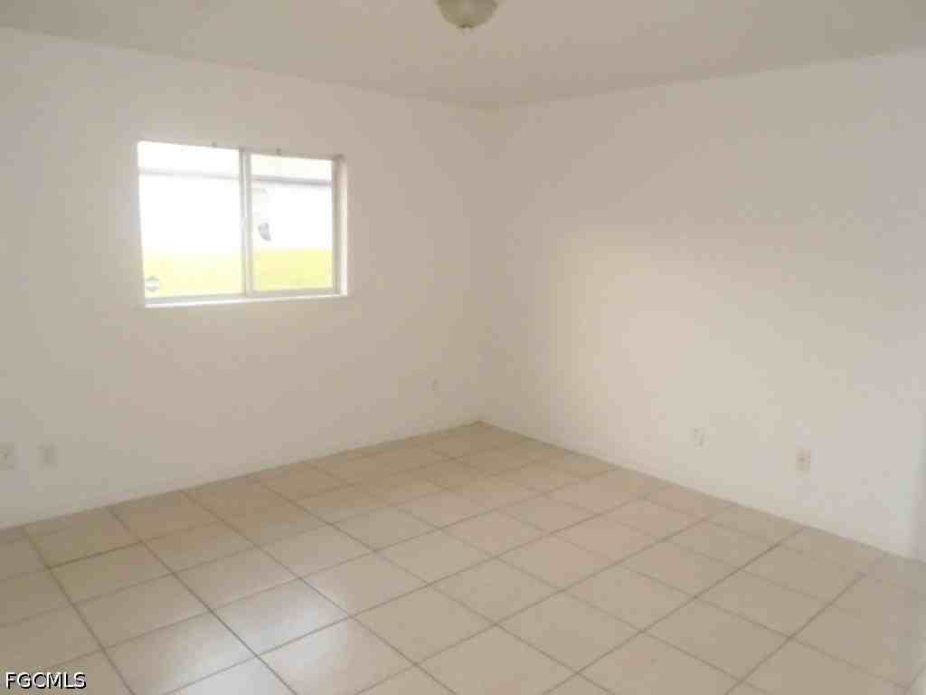 4414 25th St Sw - Photo 4 of 9
