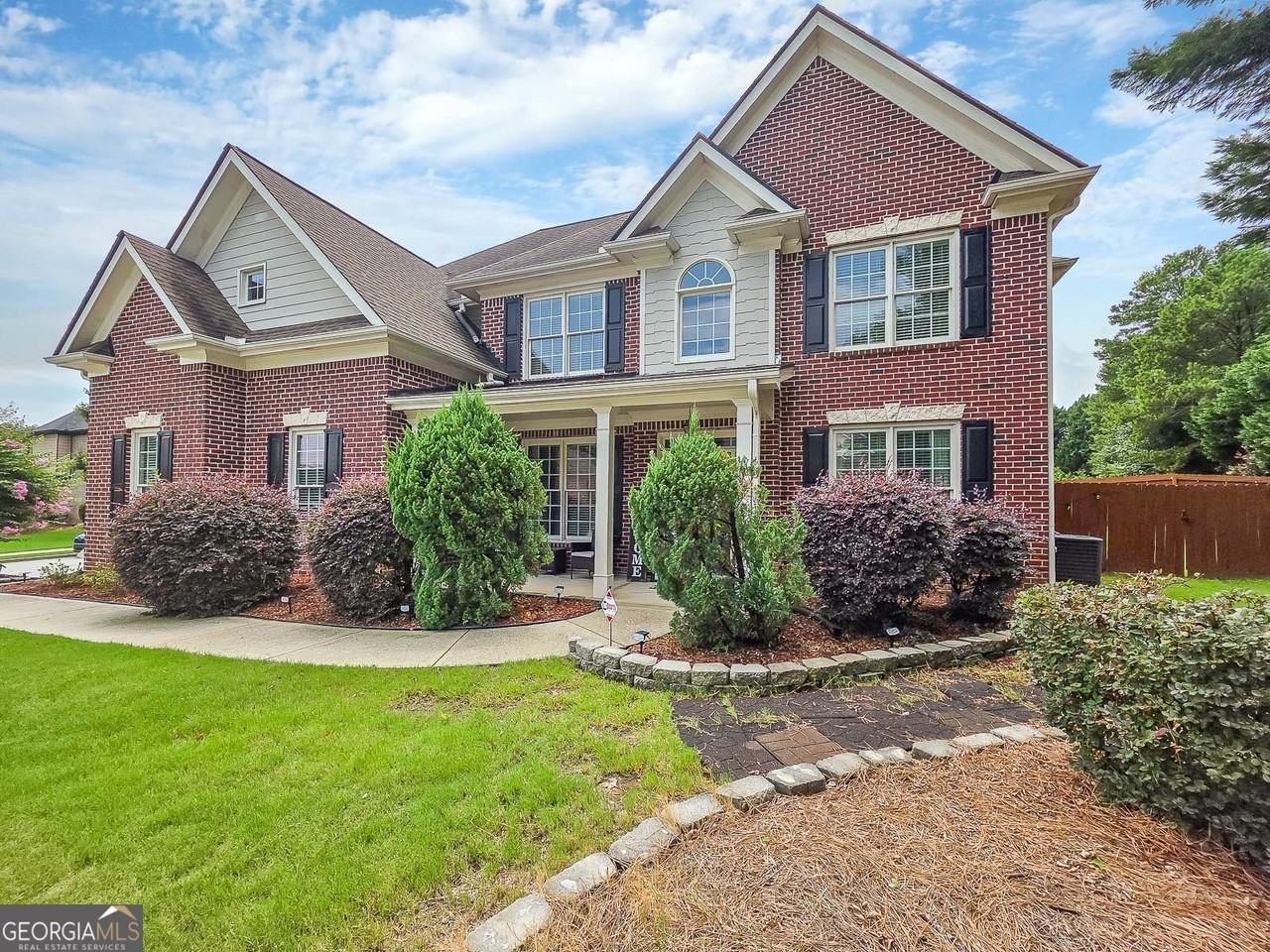 820 Arbor Way - Photo 4 of 32