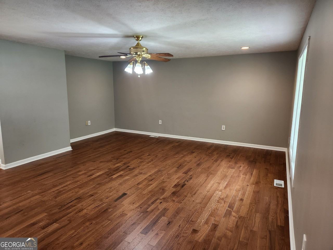 1077 Moran Lake Rd Ne - Photo 3 of 17