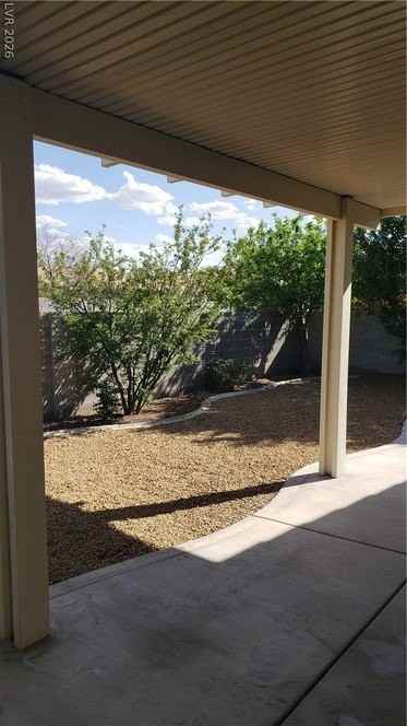 9112 Manalang Rd - Photo 5 of 49