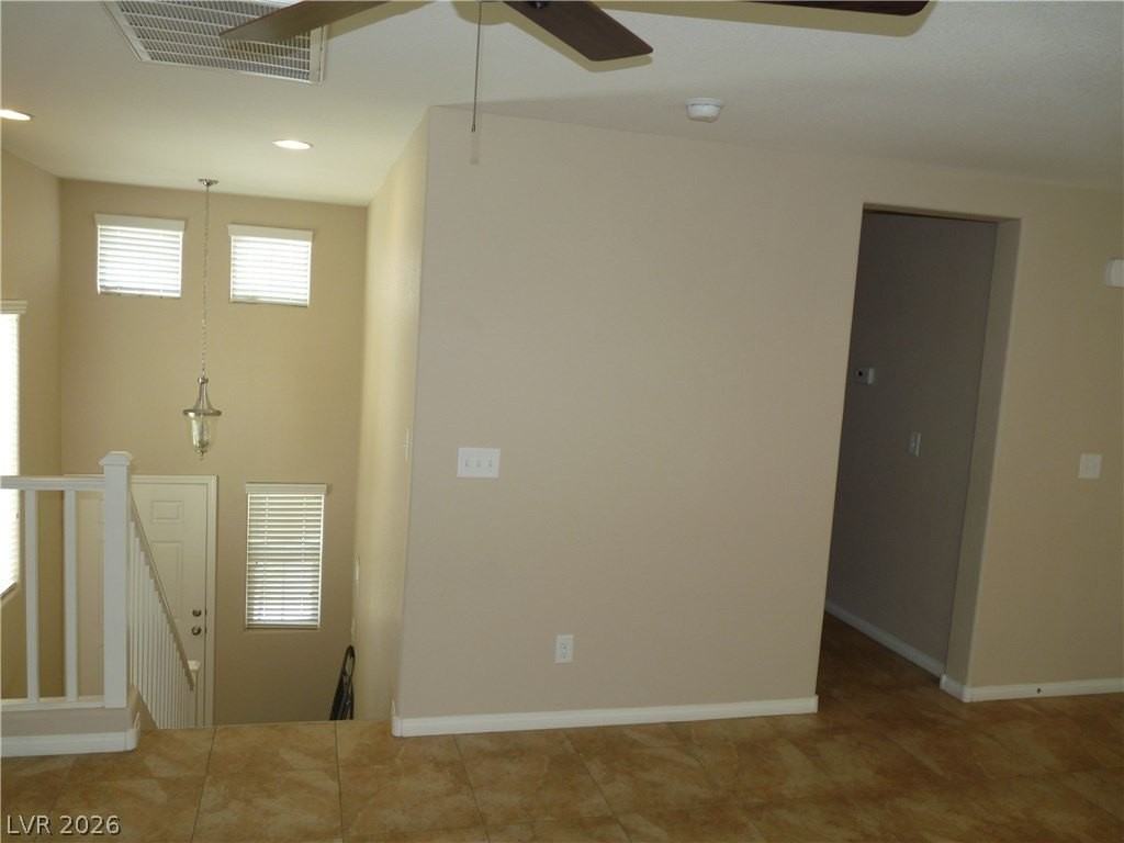 10925 Sardinia Sands Dr - Photo 5 of 15