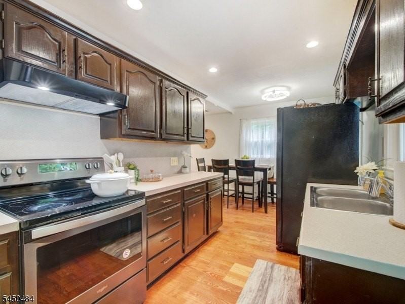 111 Boonton Ave - Photo 7 of 26