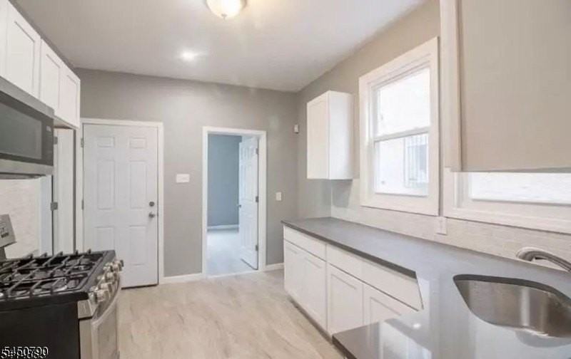 127 Brookwood St - Photo 5 of 8