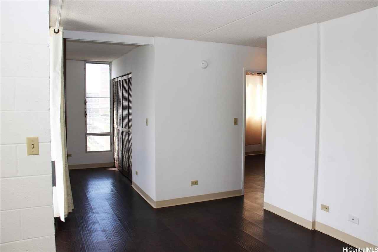 1624 Dole St #504 - Photo 3 of 7