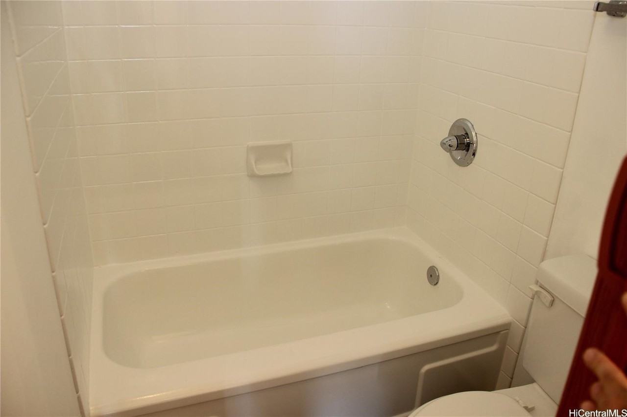 1624 Dole St #504 - Photo 6 of 7