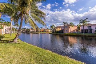 1540 N Trafalgar Cir - Photo 1 of 1