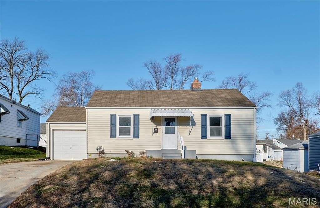 3135 La Vista Dr