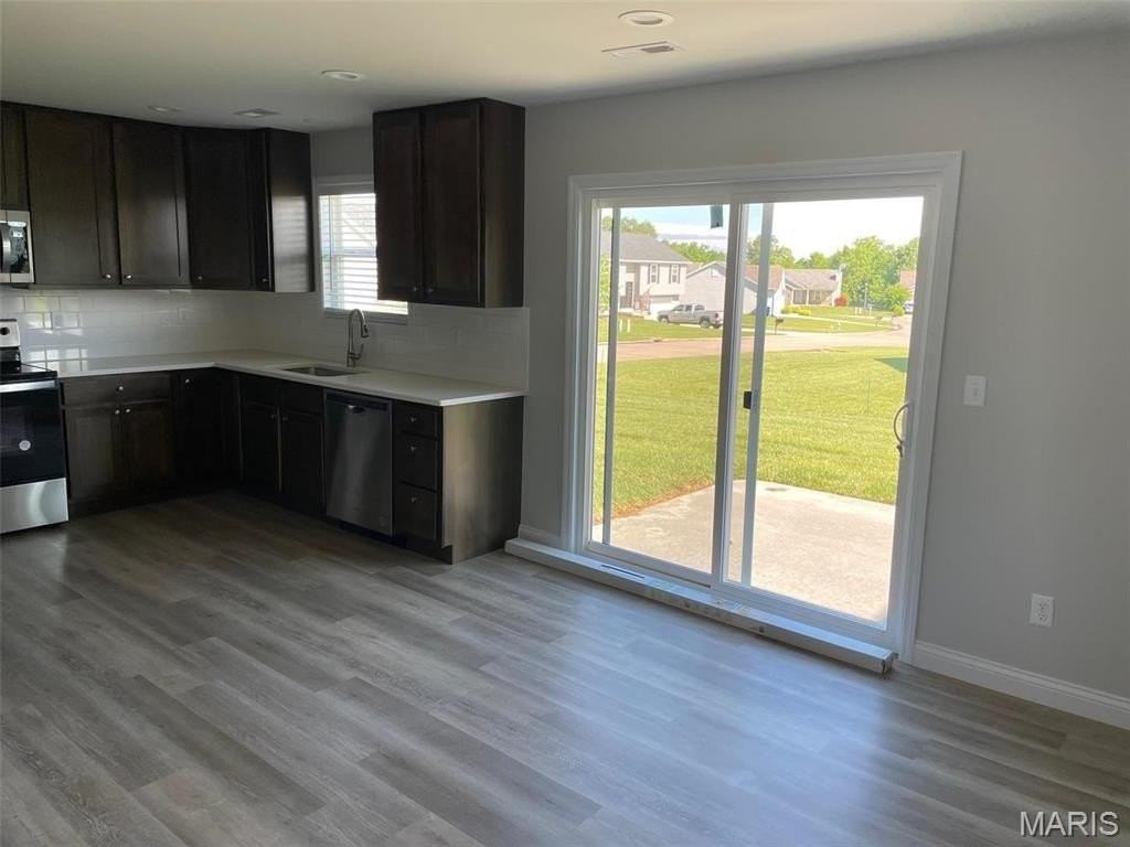 307 Meriadoc Ln - Photo 7 of 16