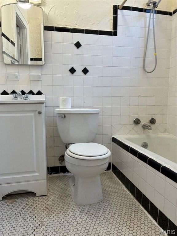 7511 Pershing Ave - Photo 6 of 9