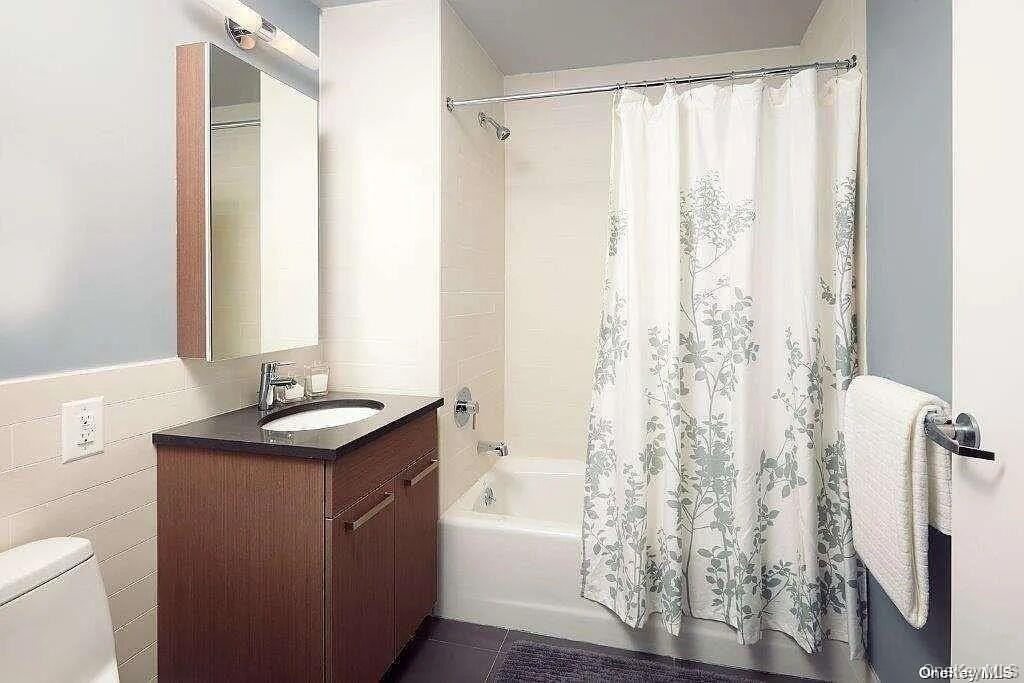 1215 Broadway #424 - Photo 4 of 13