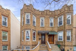 6194 Grove St - Photo 1 of 1