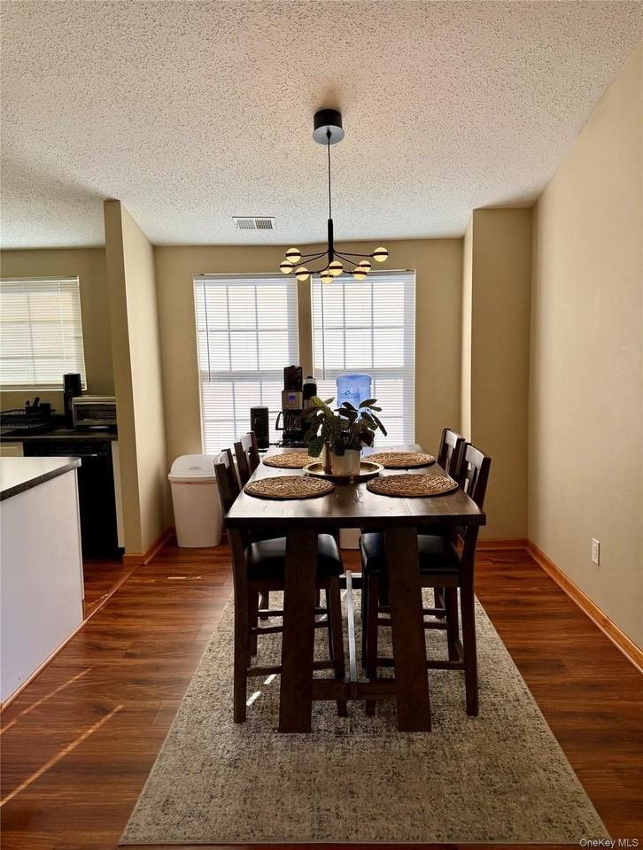 4013 Whispering Hls - Photo 5 of 14