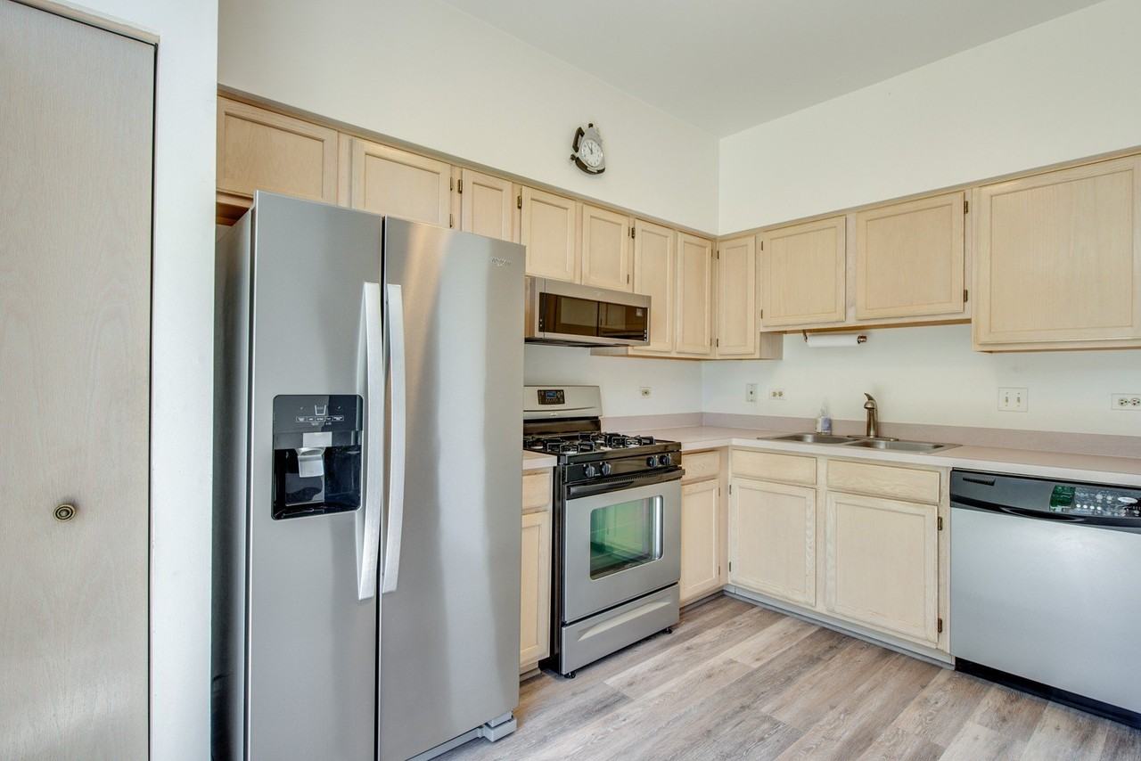 1216 Arapaho Ct #1216 - Photo 7 of 18