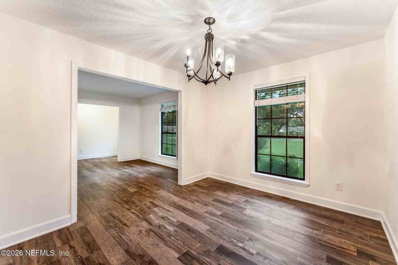 13926 Spanish Marsh Ct - Photo 6 of 28