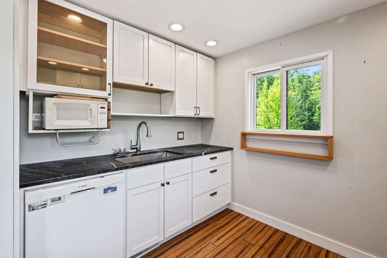 626 High St - Photo 4 of 37