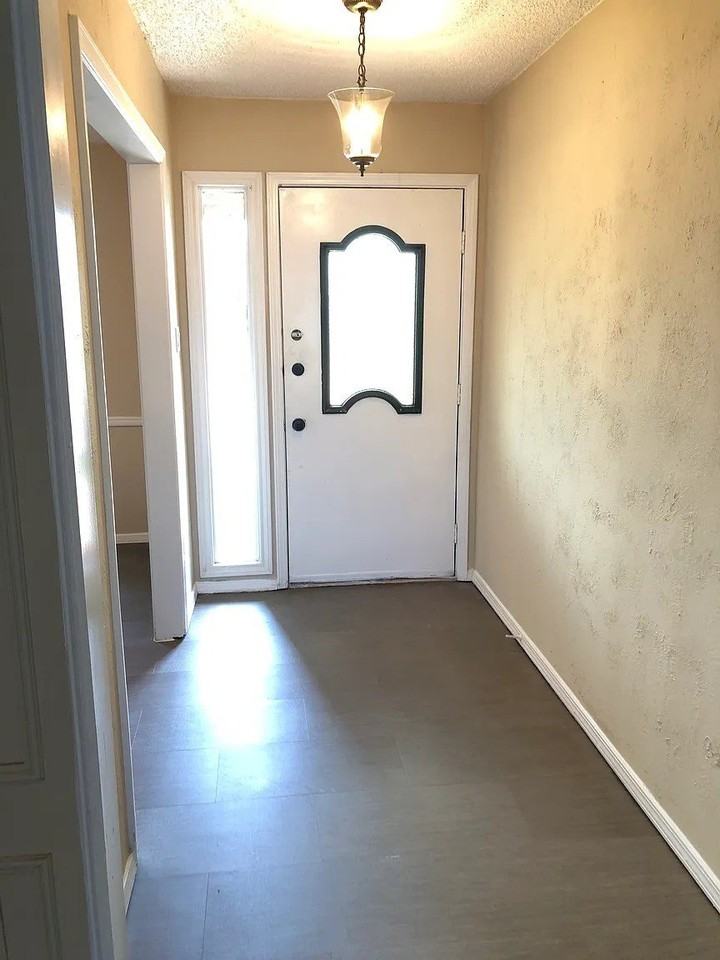 613 Trail View Ln - Photo 3 of 31