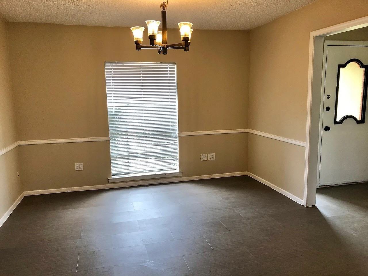 613 Trail View Ln - Photo 5 of 31