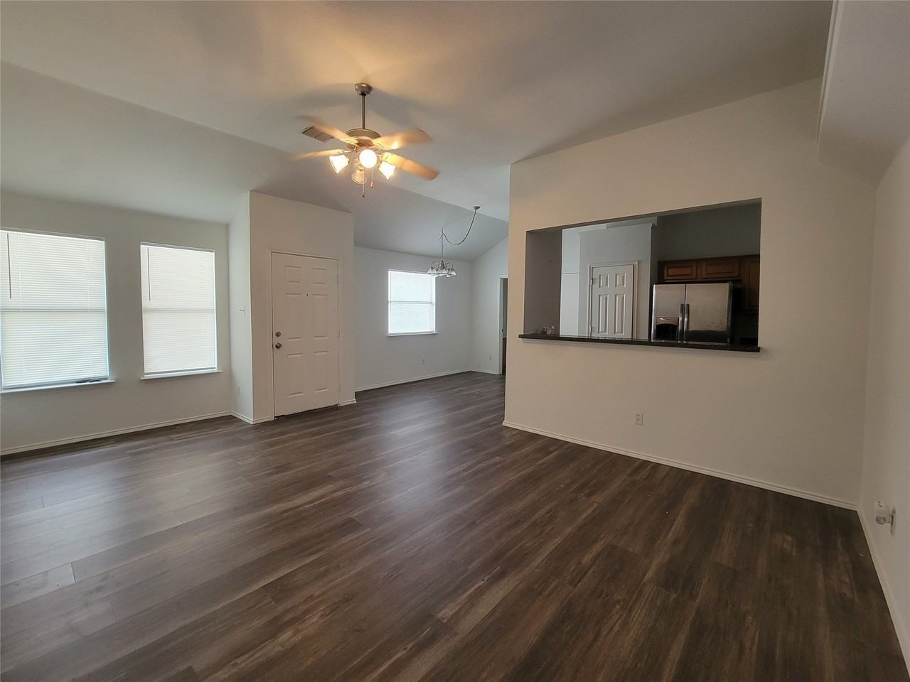 5203 Mountain Spring Trl - Photo 2 of 21